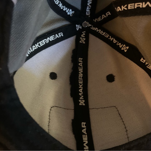 3/20$ Play Station ball cap. - Picture 4 of 4